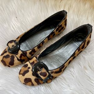 Stuart Weitzman Leopard Calf Hair flats. Size 8N.